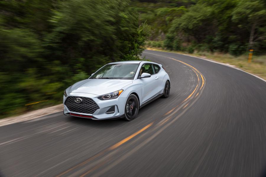  Hyundai Veloster Turbo R-Spec 2018 года  (NA) (фото 41 из 44)